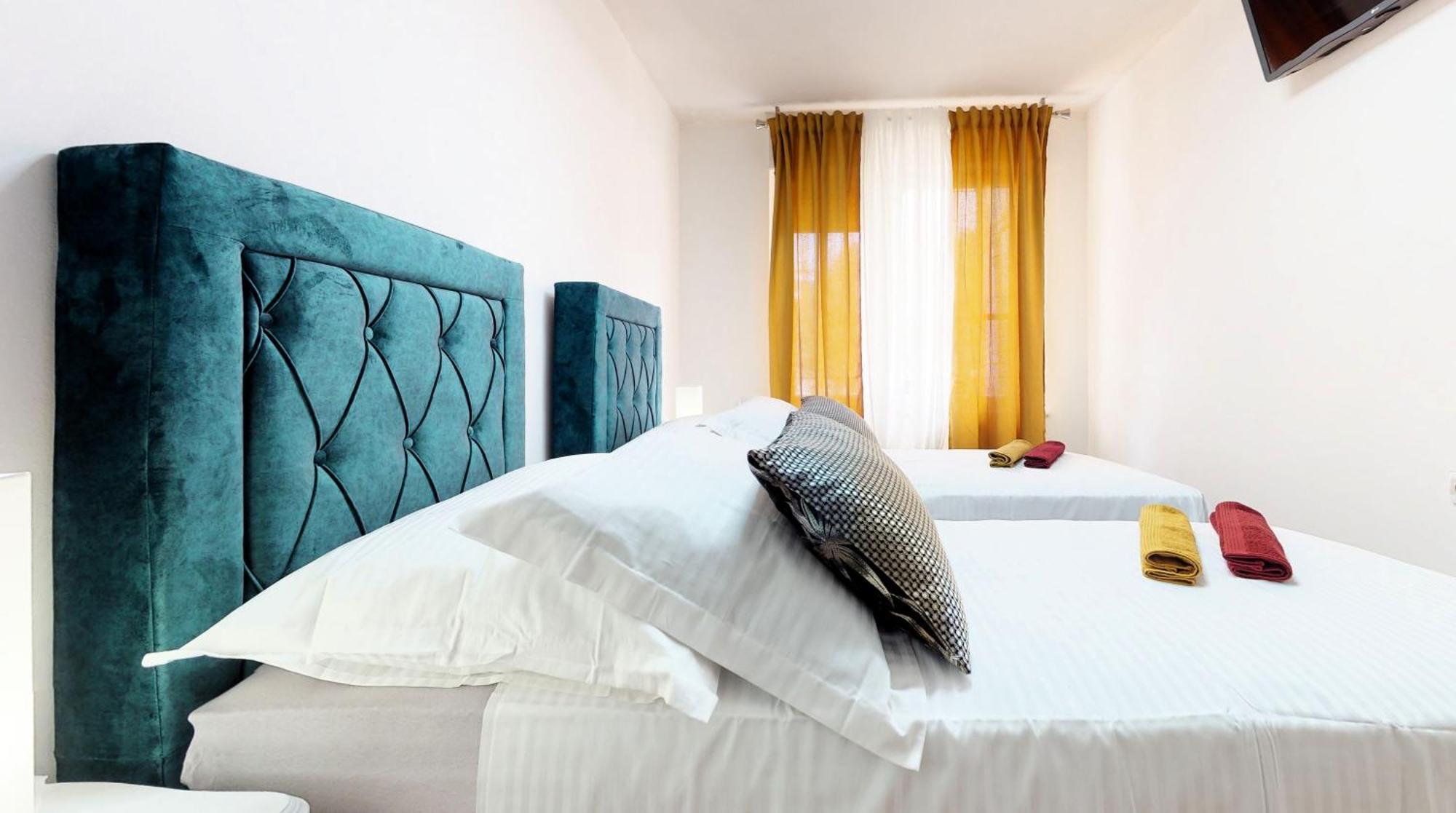 Modern Deluxe Sara Ii With 2 Bedrooms- Apartman Split